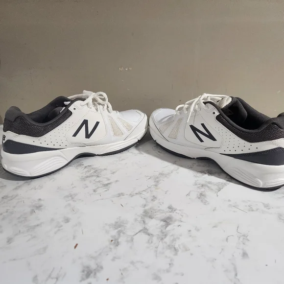 New Balance 519 Athletic Sneakers White/Grey Size 11 Like New Condition - Picture 5 of 8